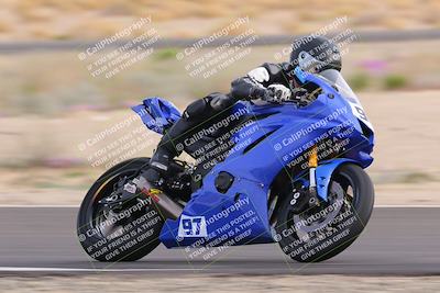 media/Dec-17-2022-SoCal Trackdays (Sat) [[224abd9271]]/Turn 15 (155pm)/